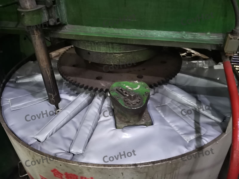 硫化機<a href=http://m.jiangyihua.com.cn/e/tags/?tagname=%E5%8F%AF%E6%8B%86%E5%8D%B8%E4%BF%9D%E6%B8%A9%E5%A5%97 target=_blank class=infotextkey>可拆卸<a href=http://m.jiangyihua.com.cn/e/tags/?tagname=%E4%BF%9D%E6%B8%A9%E5%A5%97 target=_blank class=infotextkey>保溫套</a></a>