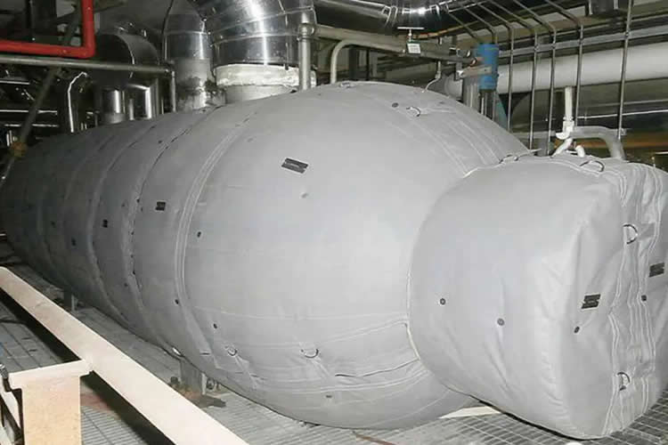 再沸器保溫,再沸器<a href=http://m.jiangyihua.com.cn/e/tags/?tagname=%E4%BF%9D%E6%B8%A9%E5%A5%97 target=_blank class=infotextkey>保溫套</a>,<a href=http://m.jiangyihua.com.cn/e/tags/?tagname=%E6%8D%A2%E7%83%AD%E5%99%A8%E4%BF%9D%E6%B8%A9 target=_blank class=infotextkey>換熱器保溫</a>